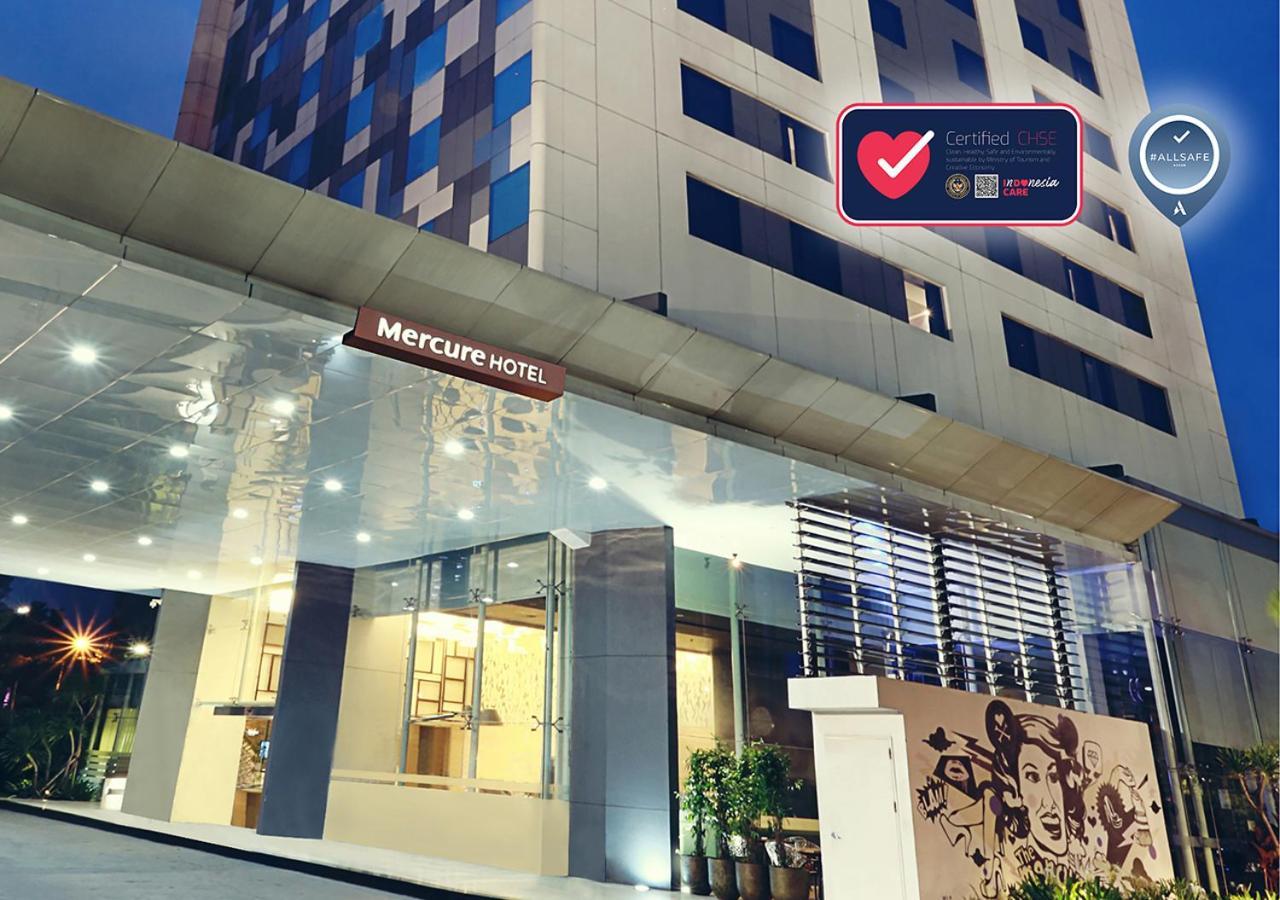 Mercure Jakarta Simatupang Exterior photo